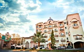 Business Hotel & Suites Maria Bonita